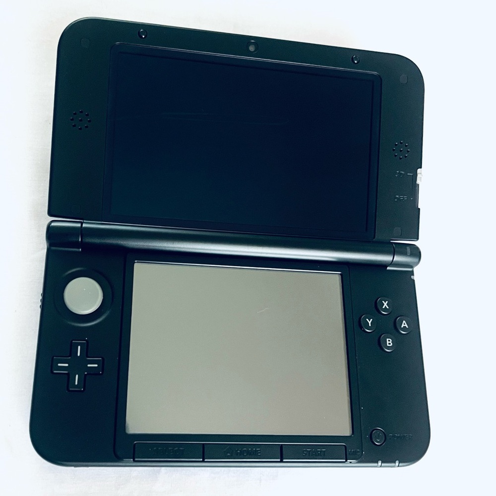 Super Smash Bros Blue Nintendo 3DS XL 96% New No Box Tested Working Firm Price - Picture 3 of 12